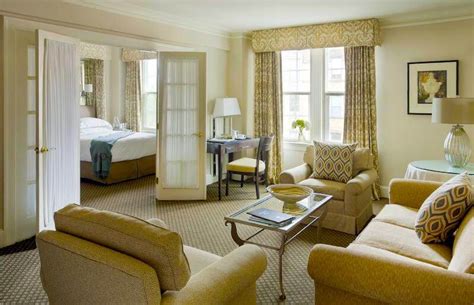 Eliot Hotel Boston | Suites Hotel | Boston Discovery Guide