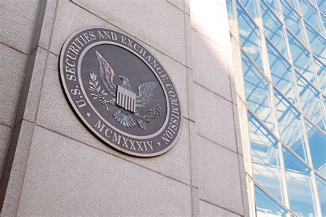 US Fines Ratings Agencies For Significant Recordkeeping Failures