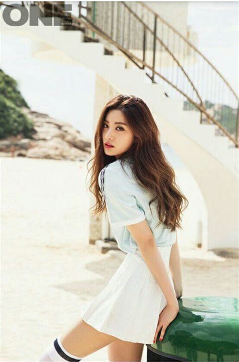 Girl S Day Yura Takes It Off And Reveals Her Bikini Body Artofit