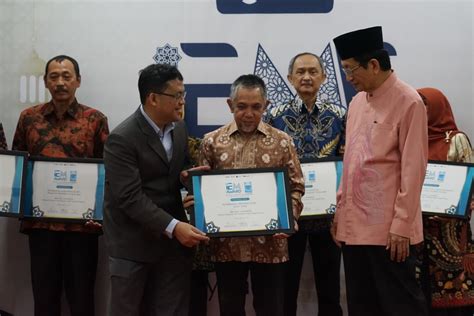 Pemerintah Aceh Raih Islamic Regional Entrepreneur Award Lugas Co