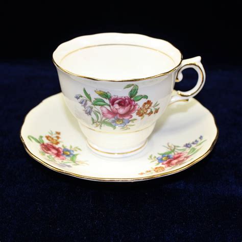 Vintage Fine Bone China Floral Tea Cup With Matching Saucer Colclough