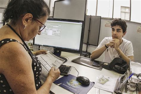 Quem são os eleitores mais propensos a mudar o voto até outubro PE