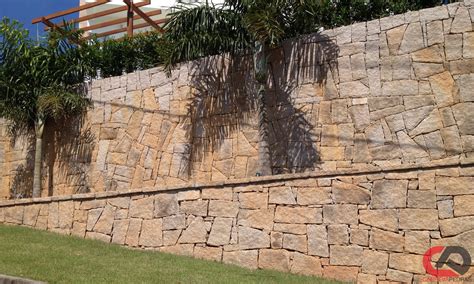 Muro De Pedra