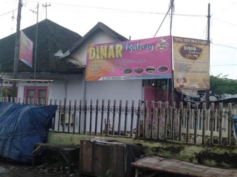 Carta De Toko Roti Dan Donat Dinar Bakery Pajurangan