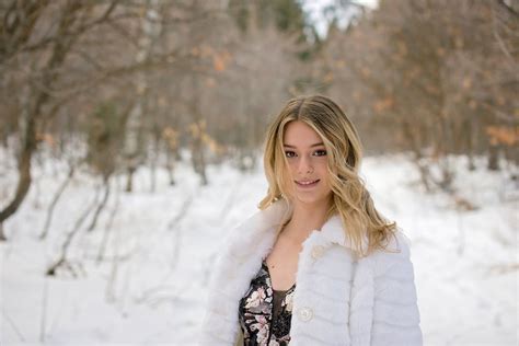 Skyler Ogden Utah Senior Portraits Hannah Sons