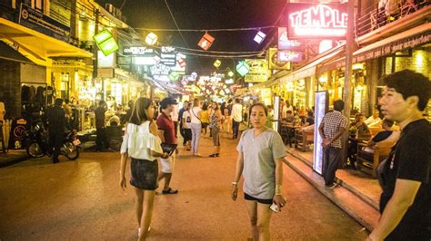 Beautiful Pub Street In Cambodia Pub Street At Night In Siem Reap