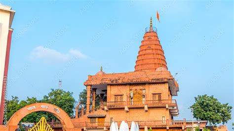bharat mata mandir dedicated  mother india  located