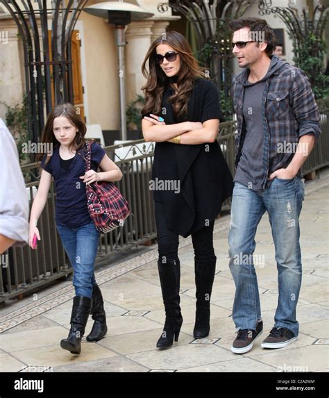 Kate Beckinsale Daughter Lily Mo Hi Res Stock Photography And Images