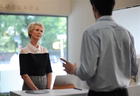 Atriz de Sex and The City faz participação em filme brasileiro Quem Séries e filmes