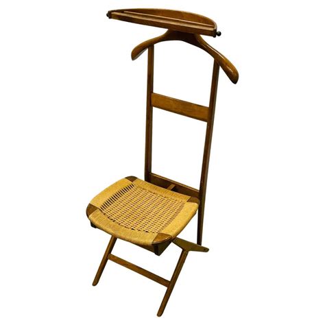 Vintage Modern Gentleman's Valet Chair at 1stDibs