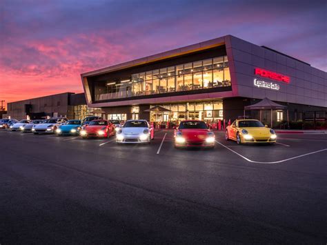 Porsche Experience Center Los Angeles | Discover Los Angeles