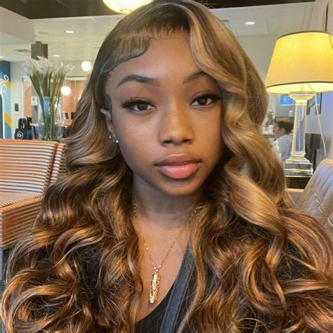 Honey Blonde Highlight Body Wave X X Human Hair Lace Front Wigs Cynosure Hair