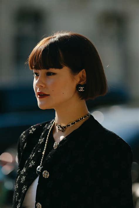 10 Chic Hairstyles Parisians Always Ask Their Stylists