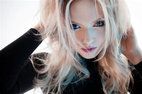 Charming Blonde With Sloppy Curls Close Up Stock Photo Image Of Blond Glamour