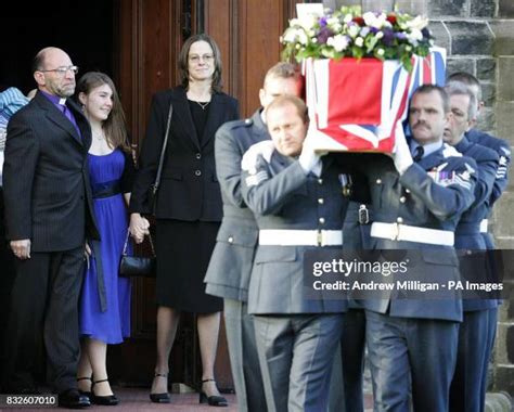 15 Funeral Of Raf Nimrod Stock Photos, High-Res Pictures, and Images ...