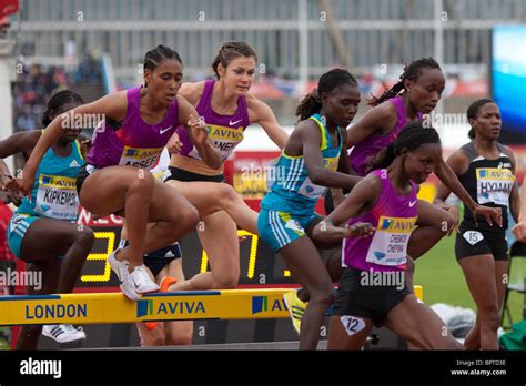 3000m Steeplechase Womens Race At Aviva London Grand Prix Crystal