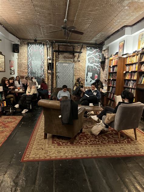 19 Coolest Bookstores In NYC (Picked By Bookstagrammers) | A Well-Read ...