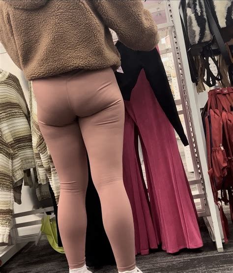 Mouth Watering Ass In Pink Spandex Spandex Leggings Yoga Pants Forum