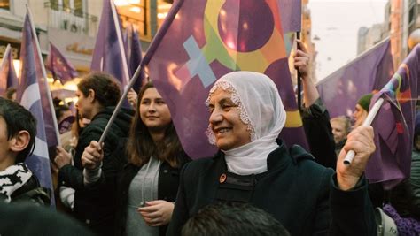 ‘were Not Scared Thousands Of Women March Despite Crackdown On