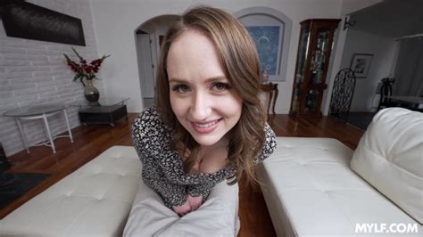 MILF Babe Pleases Her Stepson With BJ And Hot Sex In POV