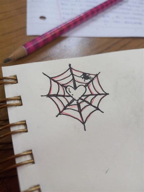 spider corazón de telaraña Quick sketck dibujo rápido y fácil