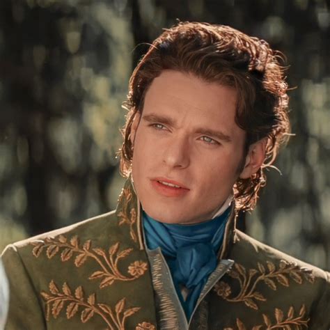 Cinderella Trailer Shows First Meeting With Handsome Prince Charming Artofit