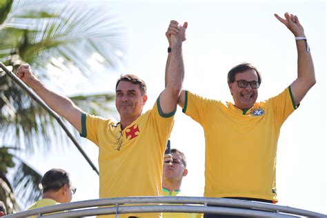 Veja Imagens Do Ato De Bolsonaro Em Copacabana No Rio