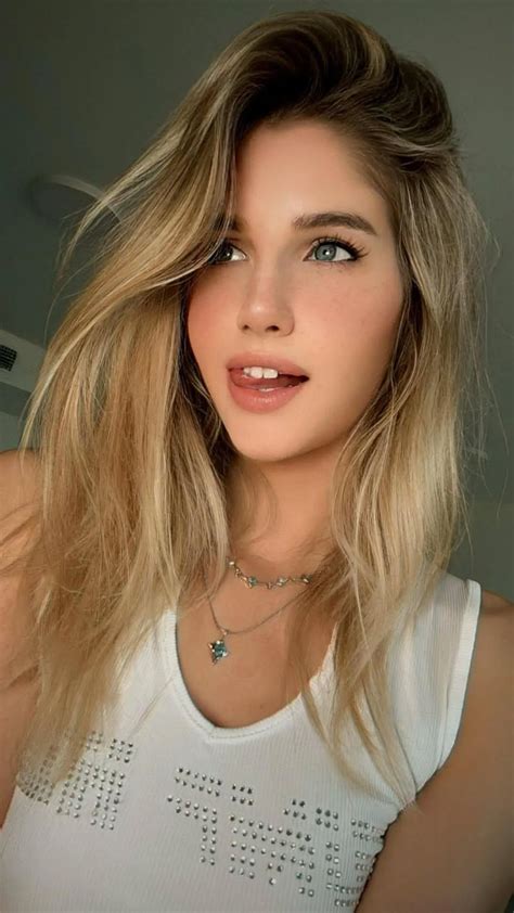 Pin By Manuel Turrubiates Flores On Beauties Gorgeous Girls Beautiful Blonde Blonde Women