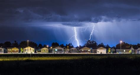 Important Thunder And Lightning Safety Tips Farmers Almanac