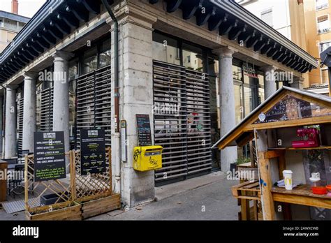 Halles de la Martiniere, Lyon, France Stock Photo - Alamy