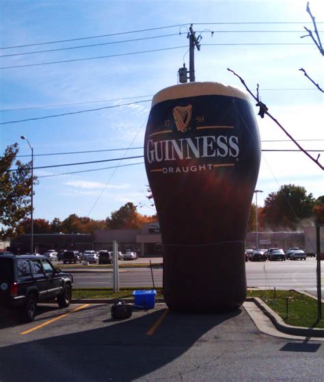 giant-guinness-stout-pint (image)