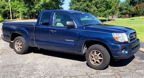 This 2008 Toyota Tacoma Has More Than 15 Million Miles Carscoops