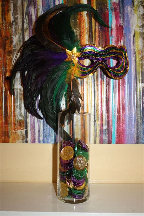 How To Make A Mardi Gras Centerpiece Toulouse And Tonic Mardi Gras