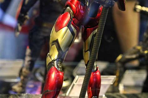 Hot Toys Marvel S Spider Man VGM Spider Man Advanced Suit Scale Collectible Figure