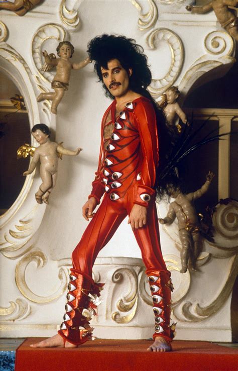 Gay Fashion Icons Queer Legends Who Serve Major Style Inspiration Stylecaster Lgbtq