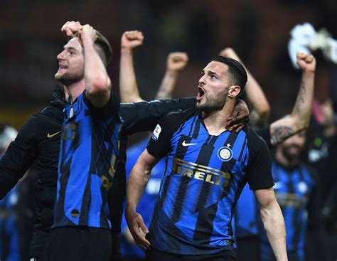 On Pitch Inter Milan Debuts Nike 20th Anniversary Mash Up Kit In