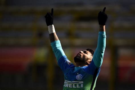 Karier Gabigol Mandek Karena Tak Gabung Juventus Okezone Bola