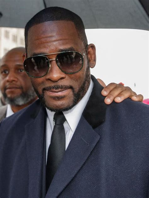 R Kelly Trial Jurors To Be Shown Video Of Singers Sex With Minor News Au Australias