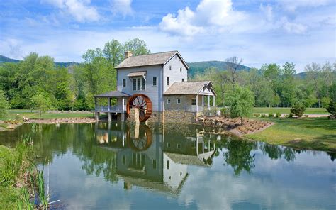 The Grist Mill at Howard's Creek - DGP Architects