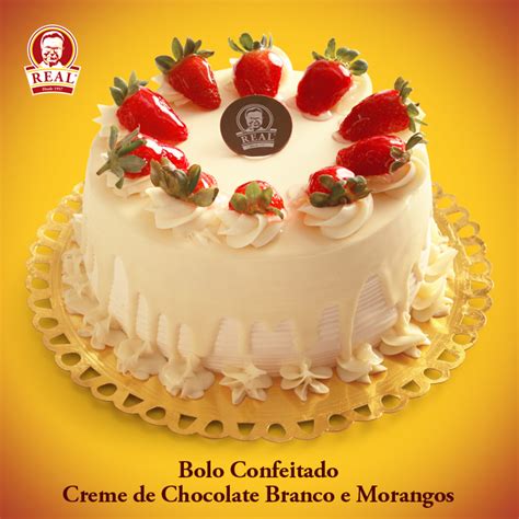 Bolo Confeitado Chocolate Branco Morangos Padaria Real Padaria Real