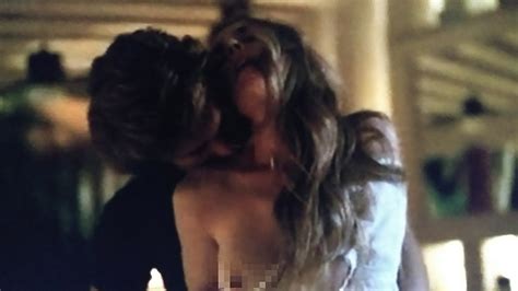 Desnudos Y Escenas De Sexo Detalles Del Cap Tulo M S Hot De La Serie De Luis Miguel Infobae