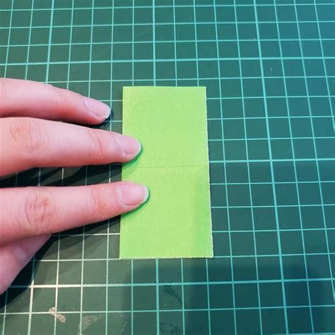 折り紙バラの葉っぱを平面で作る折り方作り方★組み合わせてステキな葉に│子供と楽しむ折り紙・工作