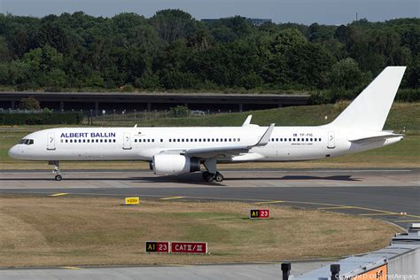 Icelandair Boeing N Tf Fic Photo Netairspace