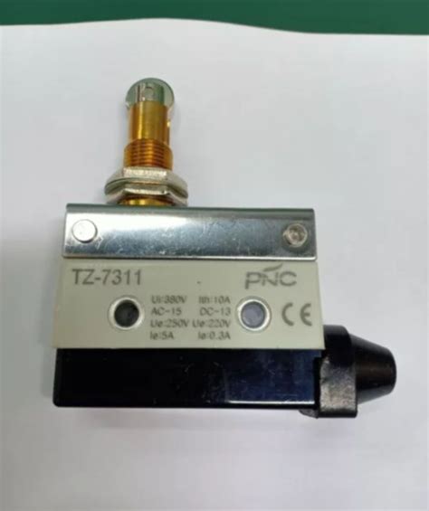 ลิมิตสวิทซ์ Tz 7311ue380vac 15 Ue 250v Lth 10adc 13 Ue220v Limit Switch