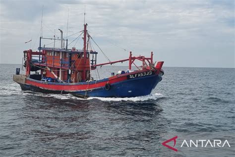 Kkp Tangkap Kapal Ikan Berbendera Malaysia Antara News Aceh