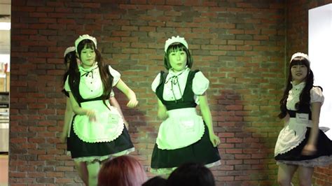 Uncle Tetsu Maid Cafe Maid Dance Youtube