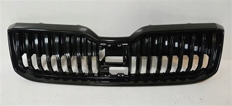 Atrapa Grill Zderzaka Skoda Superb Iii Lift