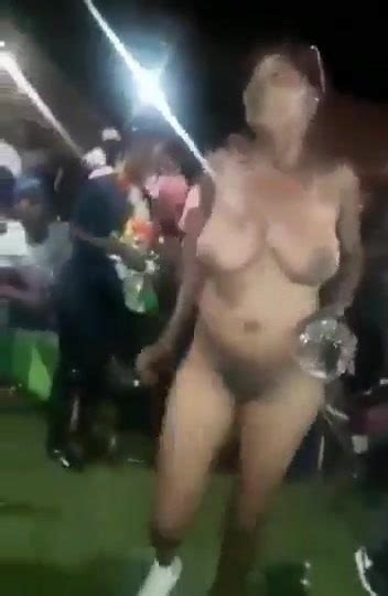 Busty Milf Dancing Naked At A Nightclub Vids
