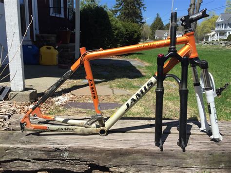 '06 Jamis Dakota Elite - Pedal Room