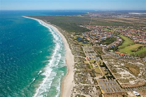 Secret Harbour - Beach in Secret Harbour Rockingham WA - SLS Beachsafe